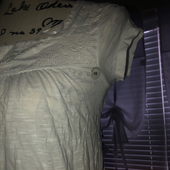 Aeropostale White Babydoll Top Crochet Bottom XS - Picture 2 of 4